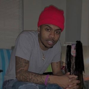 Meet your Posher, Dionta